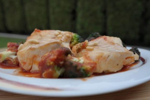 Kabeljaufilet mit Brokkoli und Zedernkernen