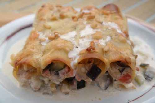 Cannelloni mit Sommergemüse und Zedernkernen